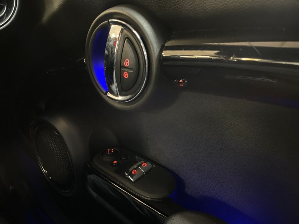 Used MINI Hatch 2018 for sale - 76768130: Photo 31