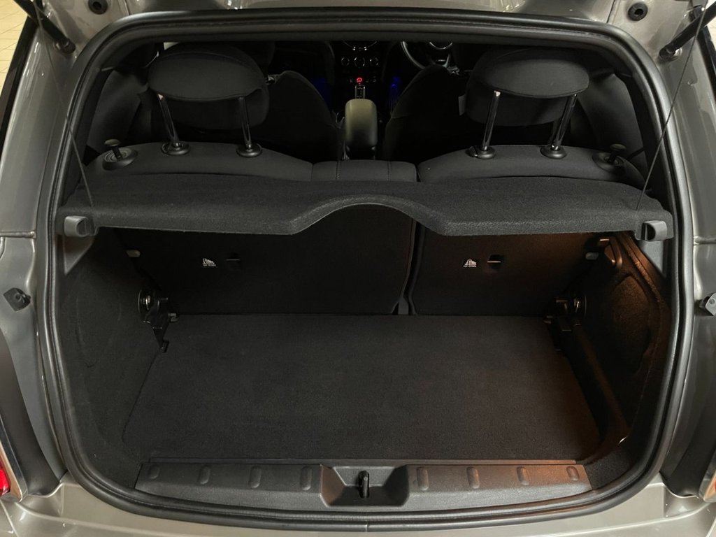 Used MINI Hatch 2018 for sale - 76768130: Photo 42