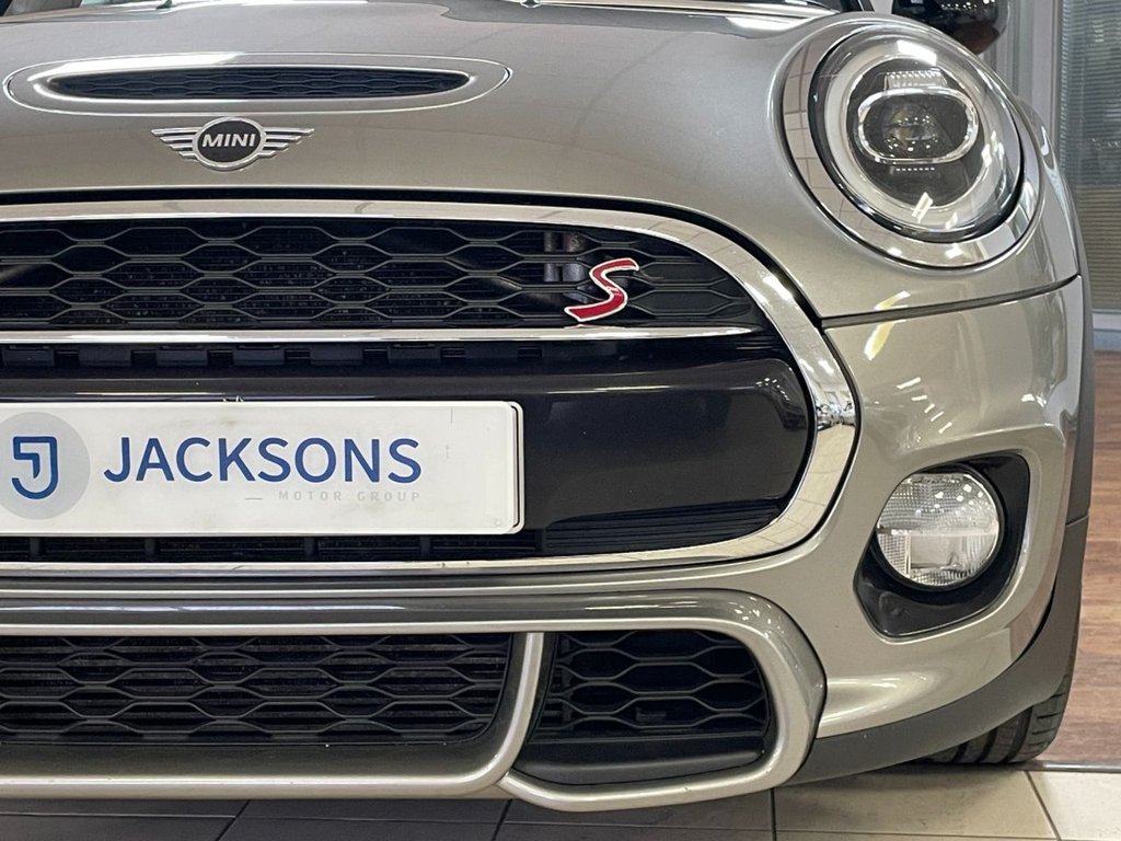 Used MINI Hatch 2018 for sale - 76768130: Photo 7