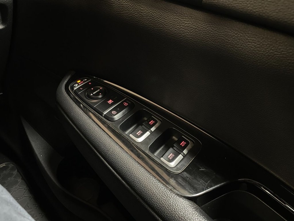 Used Kia Optima 2017 for sale - 76642205: Photo 32