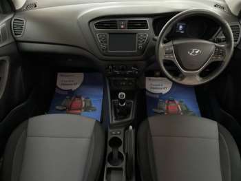 Used Hyundai i20 2019 for sale - 74800931: Photo