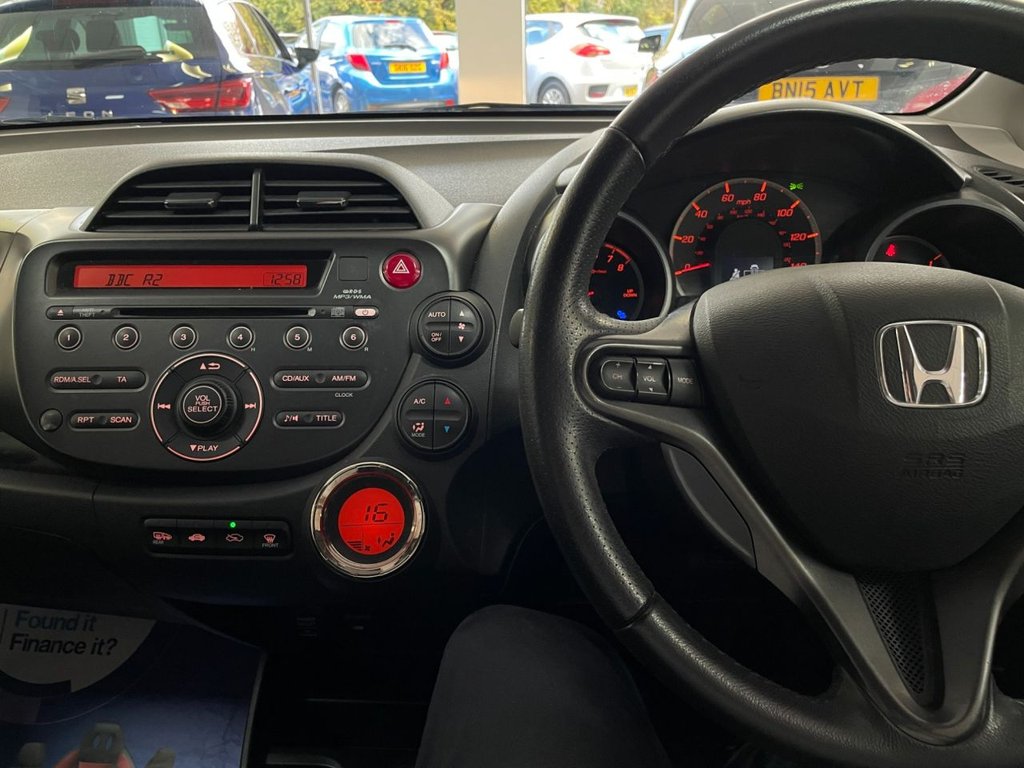 Used Honda Jazz 2014 for sale - 76345231: Photo 21