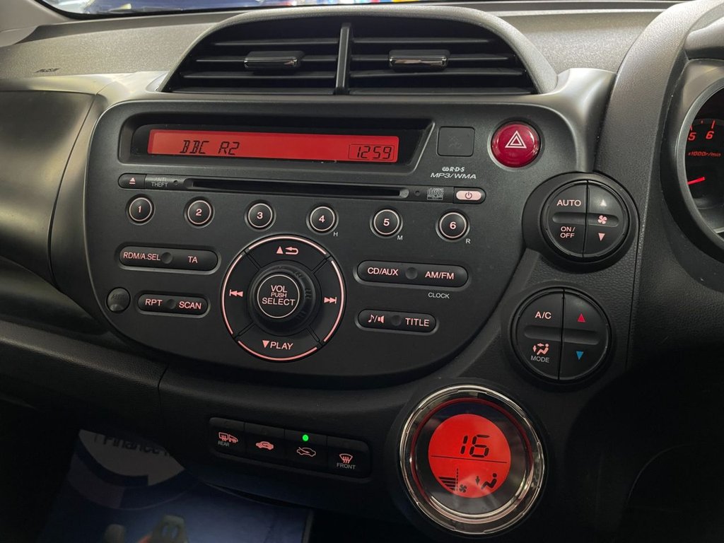 Used Honda Jazz 2014 for sale - 76345231: Photo 22
