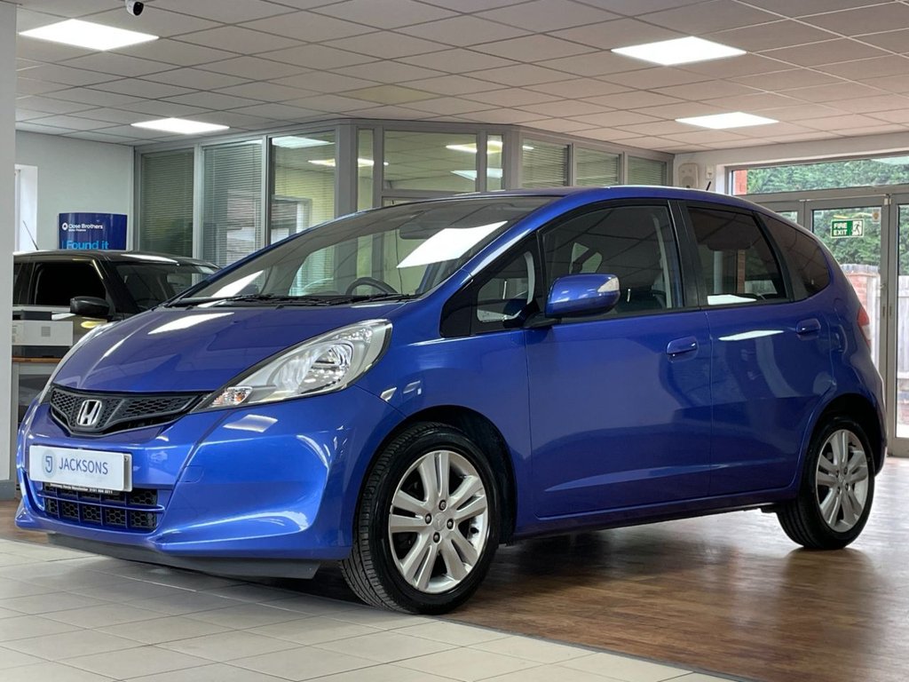 Used Honda Jazz 2014 for sale - 76345231: Photo 4