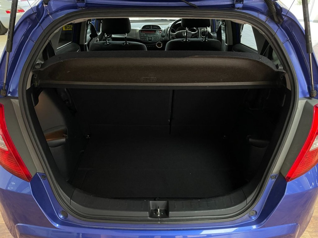 Used Honda Jazz 2014 for sale - 76345231: Photo 40