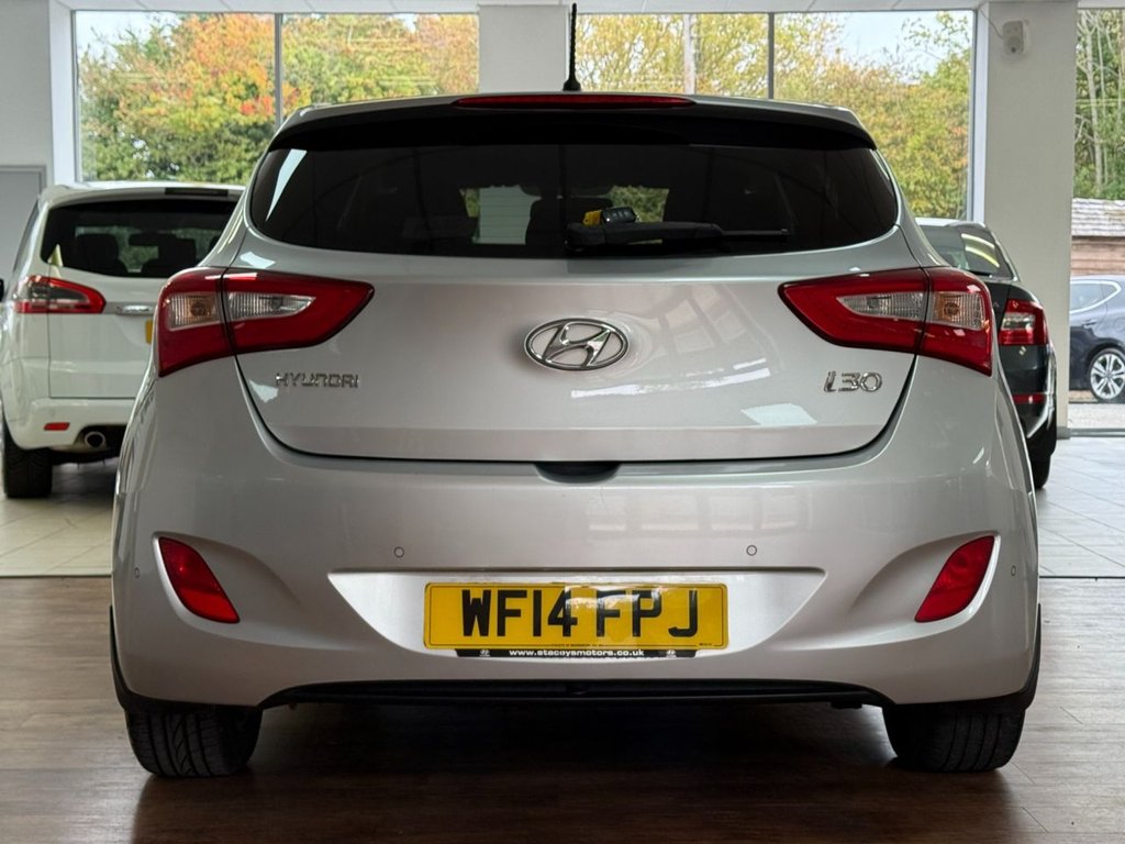Used Hyundai i30 2014 for sale - 76767998: Photo 11