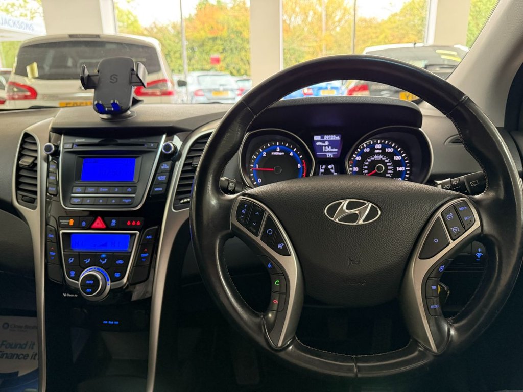 Used Hyundai i30 2014 for sale - 76767998: Photo 19