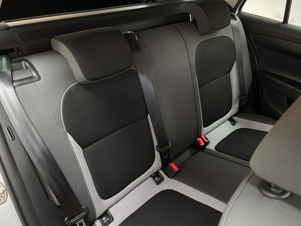 Used Skoda Fabia 2015 for sale - 76710789: Photo 18