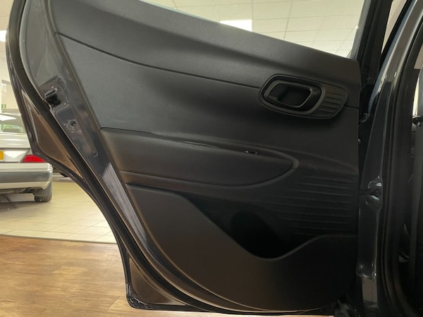 Used Hyundai BAYON 2022 for sale - 76279624: Photo 41