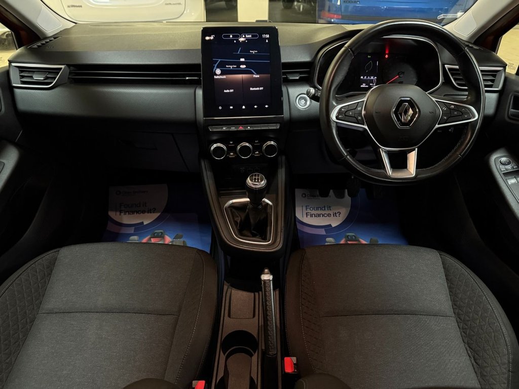 Used Renault Clio 2019 for sale - 77205493: Photo 2