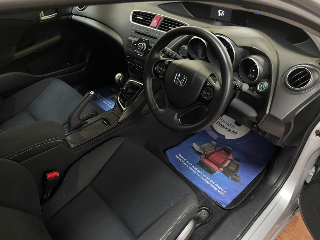 Used Honda Civic 2015 for sale - 76454309: Photo 17