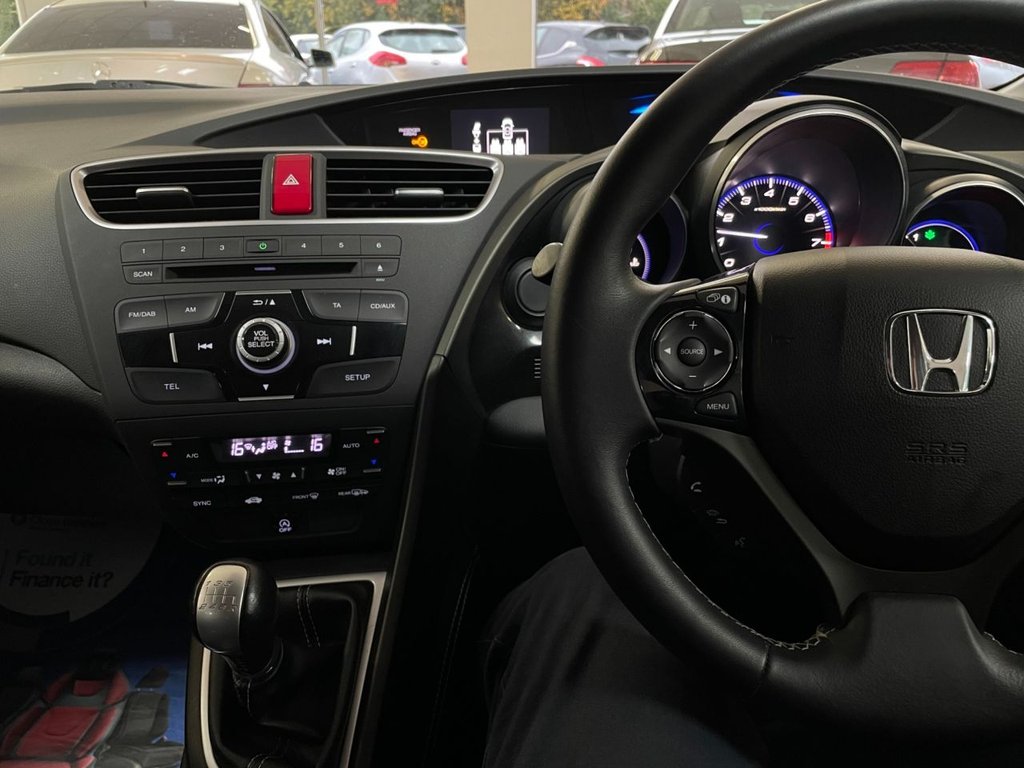 Used Honda Civic 2015 for sale - 76454309: Photo 22