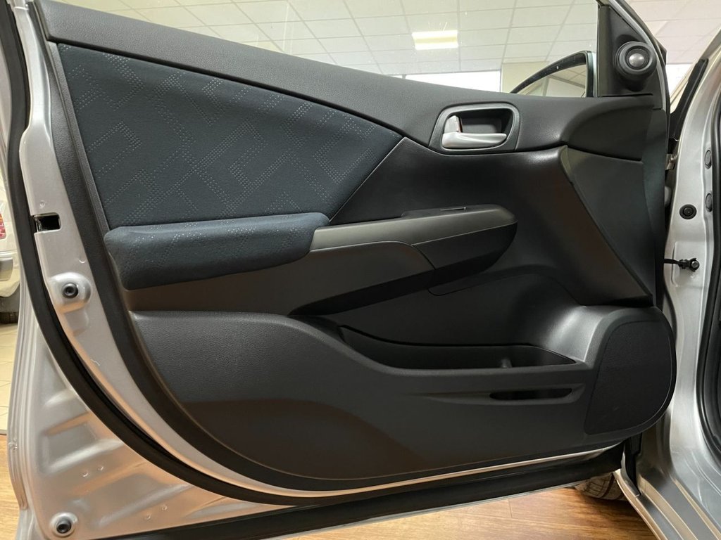 Used Honda Civic 2015 for sale - 76454309: Photo 40