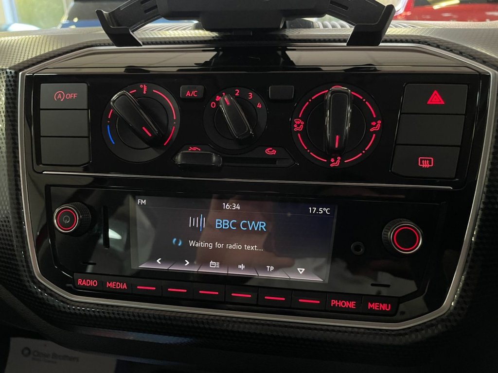 Used Volkswagen up! 2018 for sale - 76685968: Photo 22