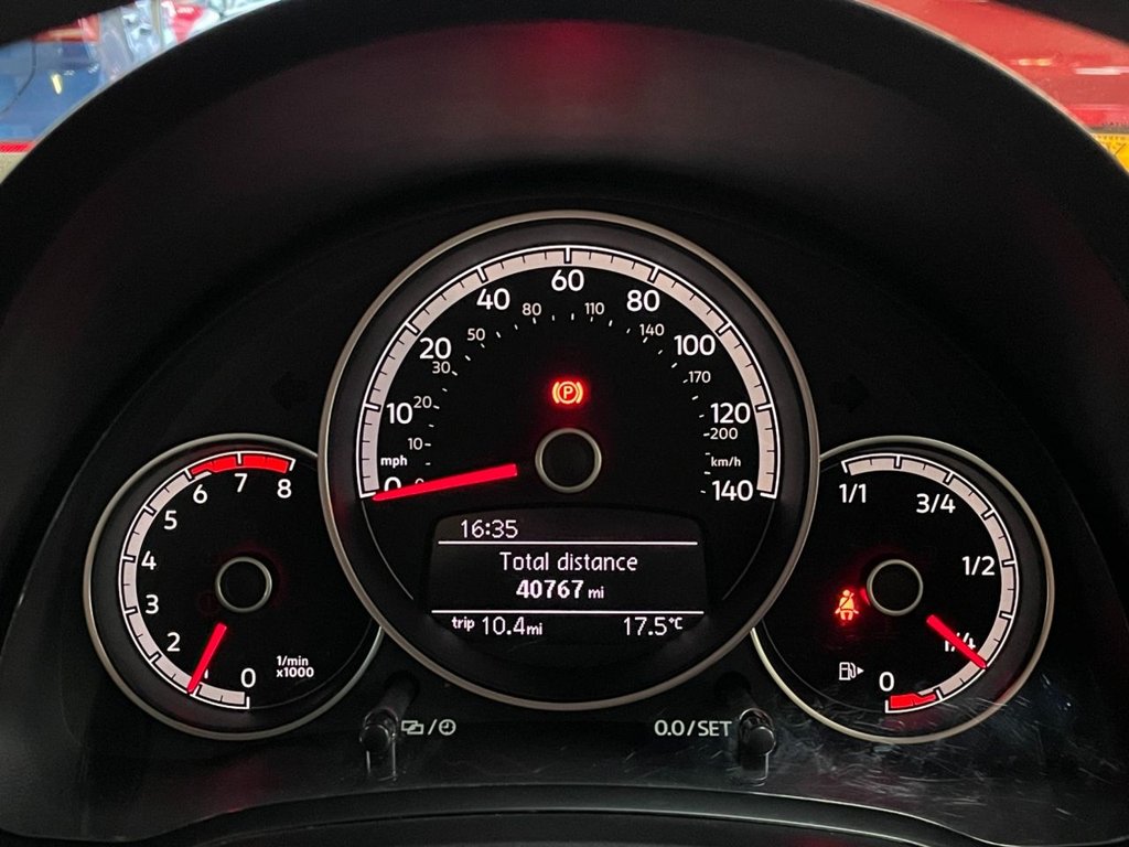 Used Volkswagen up! 2018 for sale - 76685968: Photo 28