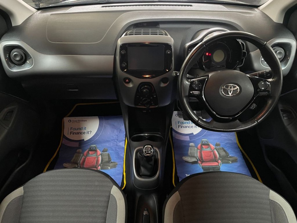 Used Toyota AYGO 2019 for sale - 76496173: Photo 2