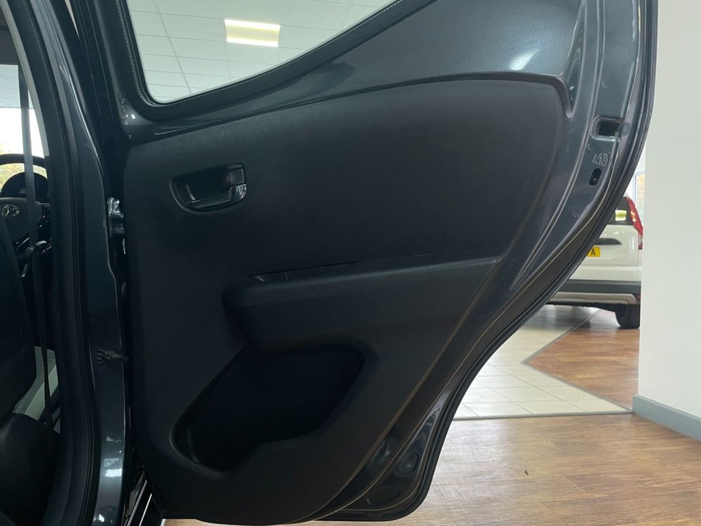 Used Toyota AYGO 2019 for sale - 76496173: Photo 40