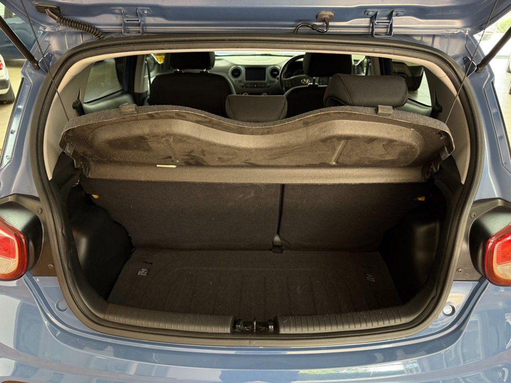 Used Hyundai i10 2018 for sale - 76345229: Photo 43