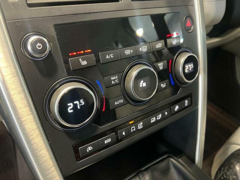 Used Land Rover Discovery Sport 2016 for sale - 76396667: Photo 30