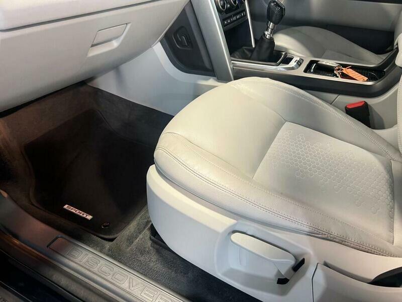 Used Land Rover Discovery Sport 2016 for sale - 76396667: Photo 37