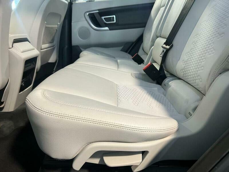 Used Land Rover Discovery Sport 2016 for sale - 76396667: Photo 39