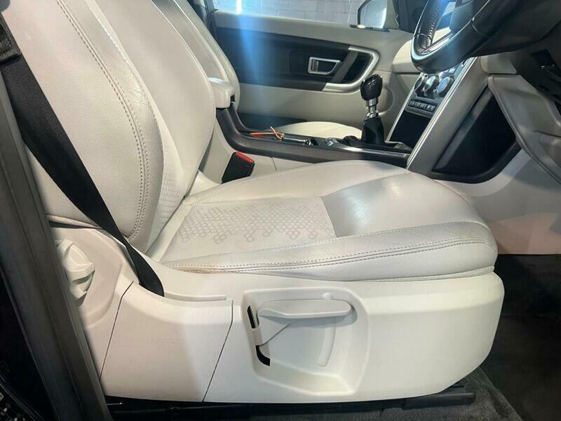 Used Land Rover Discovery Sport 2016 for sale - 76396667: Photo 43