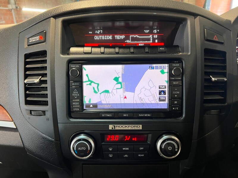 Used Mitsubishi Shogun 2014 for sale - 76019329: Photo 32