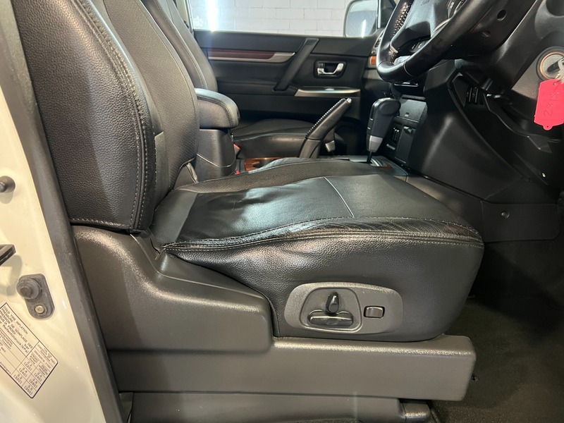 Used Mitsubishi Shogun 2014 for sale - 76019329: Photo 40