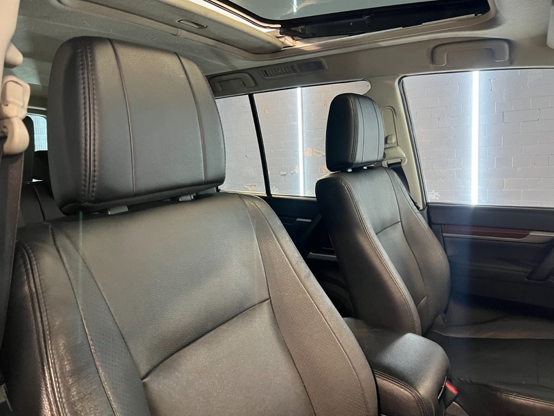Used Mitsubishi Shogun 2014 for sale - 76019329: Photo 41