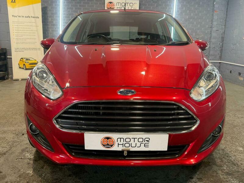 Used Ford Fiesta 2016 for sale - 78140924: Photo 2