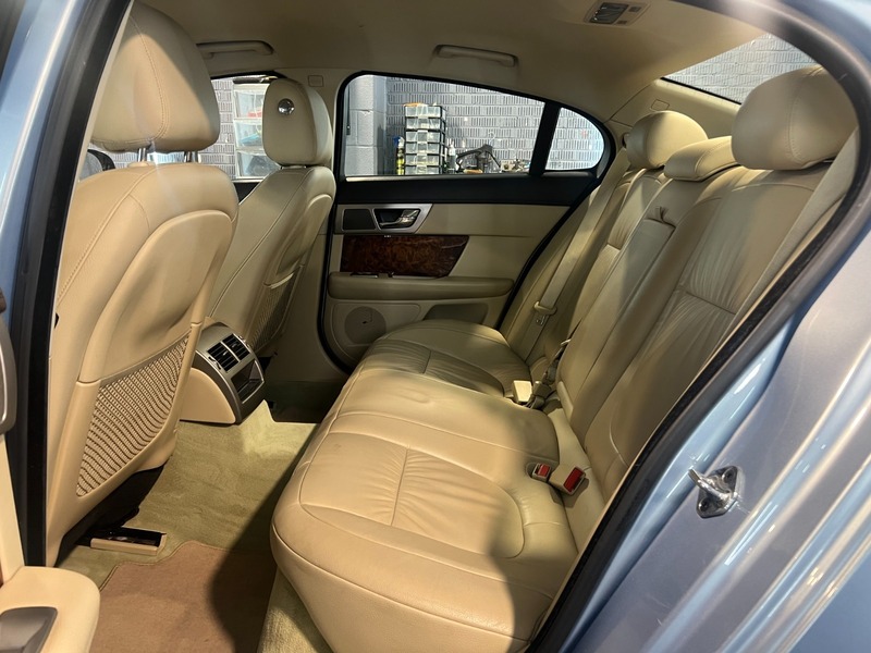 Used Jaguar XF 2009 for sale - 77342398: Photo 12