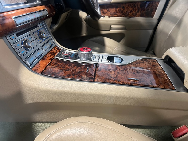 Used Jaguar XF 2009 for sale - 77342398: Photo 16