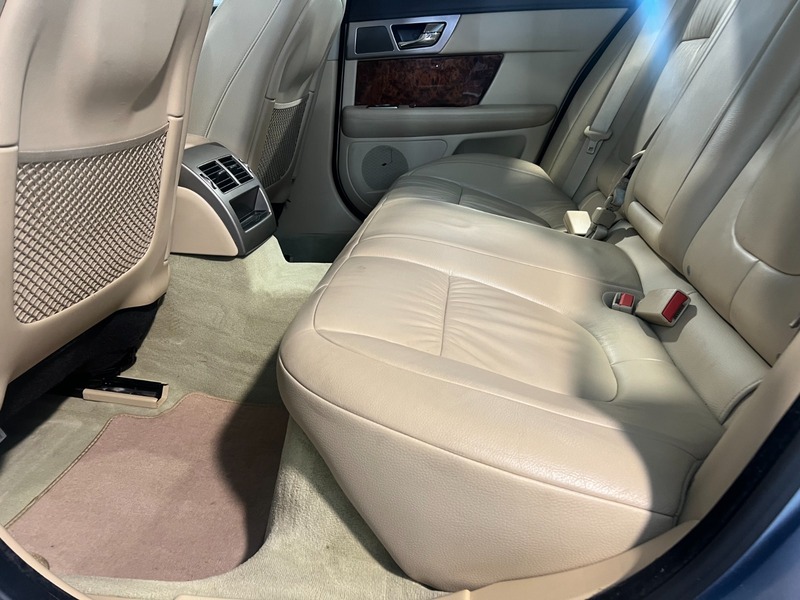 Used Jaguar XF 2009 for sale - 77342398: Photo 27