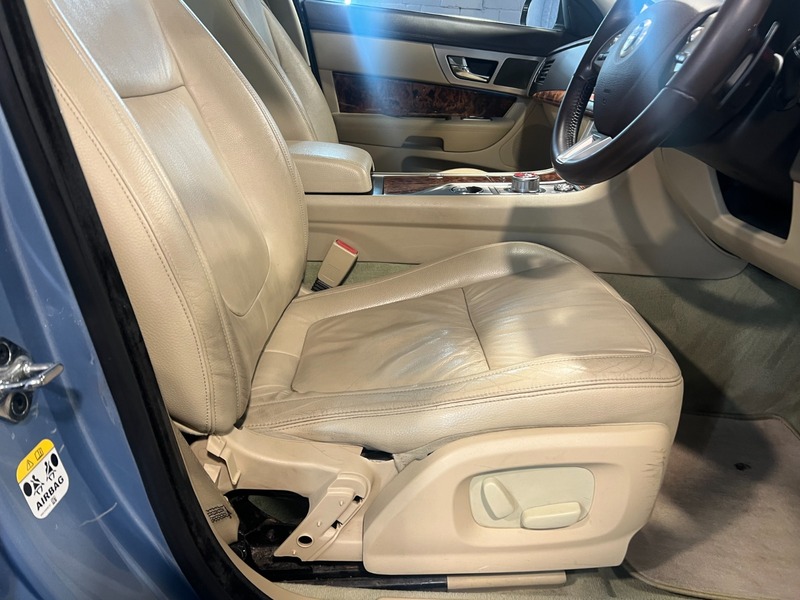 Used Jaguar XF 2009 for sale - 77342398: Photo 29