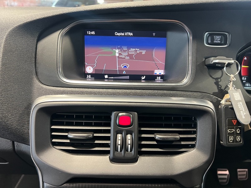 Used Volvo V40 2017 for sale - 76962872: Photo 27