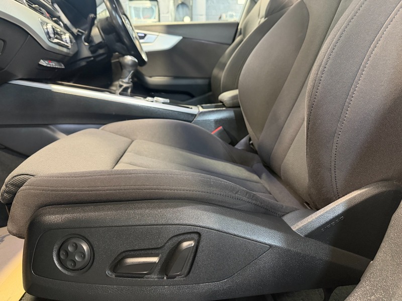 Used Audi A4 2016 for sale - 77643410: Photo 43