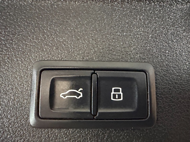 Used Audi A4 2016 for sale - 77643410: Photo 8