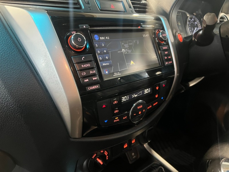 Used Nissan Navara 2017 for sale - 77162073: Photo 32