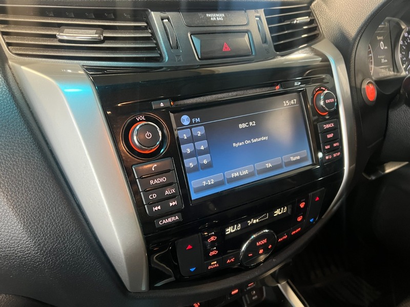 Used Nissan Navara 2017 for sale - 77162073: Photo 35