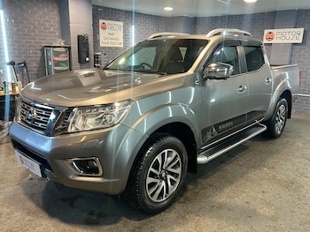 Used Nissan Navara 2017 for sale - 77162073: Photo