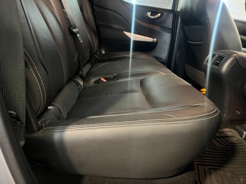 Used Nissan Navara 2017 for sale - 77162073: Photo 42