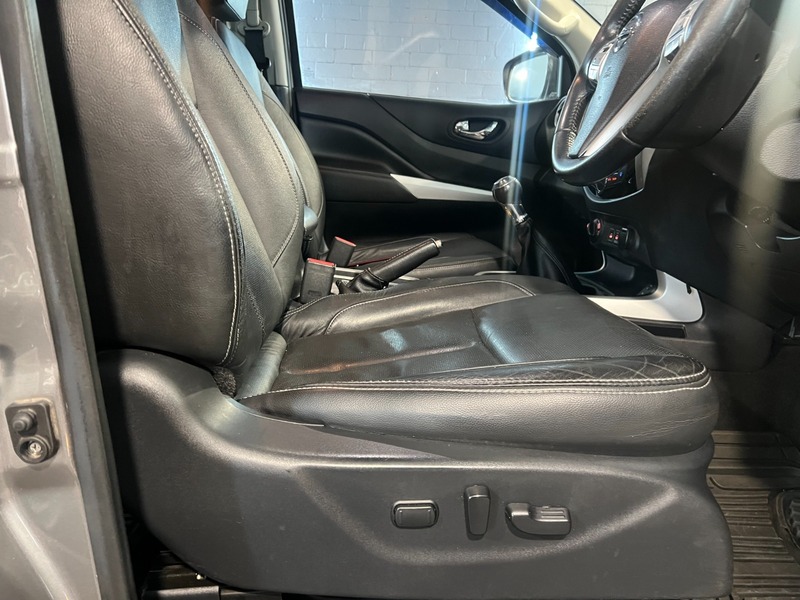 Used Nissan Navara 2017 for sale - 77162073: Photo 43