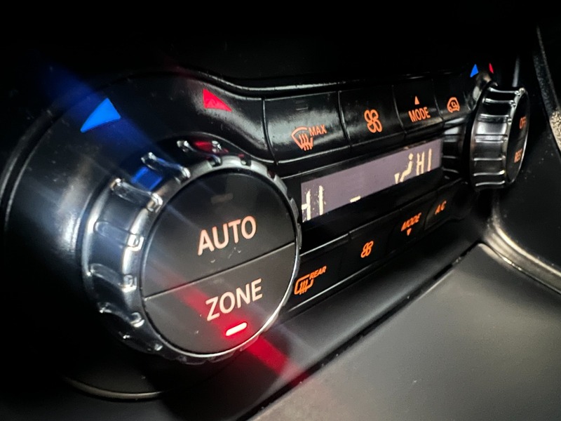 Used Mercedes-Benz C Class 2015 for sale - 76758773: Photo 44