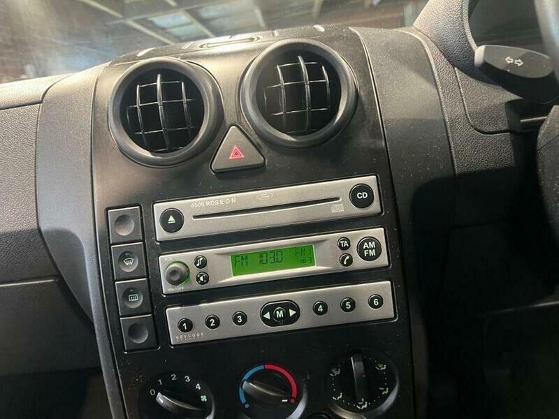 Used Ford Fusion 2005 for sale - 76591281: Photo 19