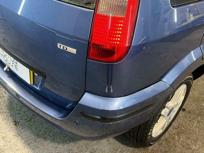 Used Ford Fusion 2005 for sale - 76591281: Photo 27