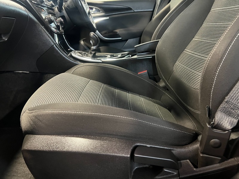 Used Vauxhall Insignia 2016 for sale - 76686866: Photo 31