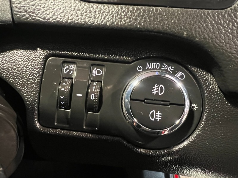 Used Vauxhall Insignia 2016 for sale - 76686866: Photo 41