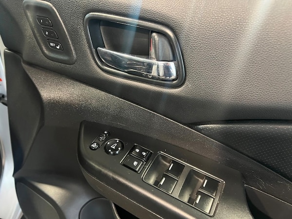 Used Honda CR-V 2015 for sale - 76173528: Photo 15