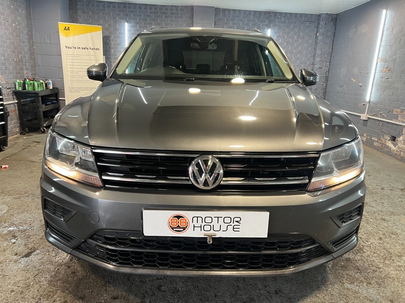 Used Volkswagen Tiguan 2017 for sale - 76057204: Photo 2