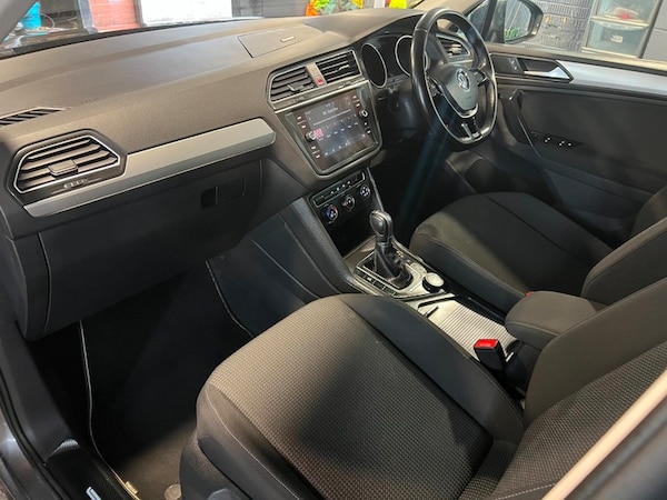 Used Volkswagen Tiguan 2017 for sale - 76057204: Photo 22